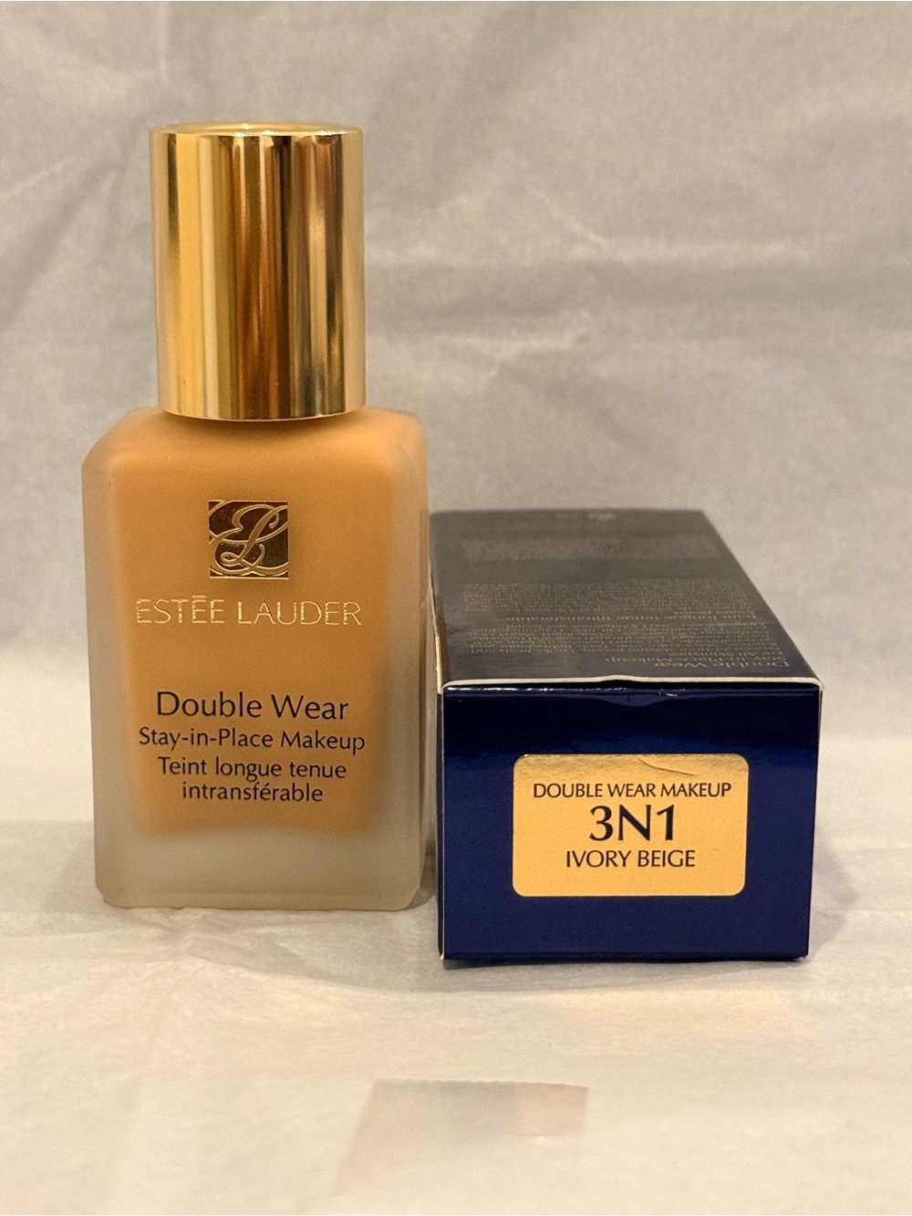 Estee Lauder Double Wear Stay-in-Place Makeup - Ivory Beige with Gold Cap